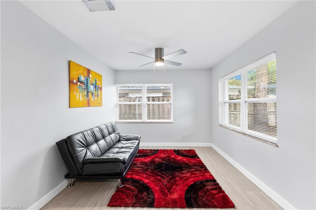 SUNRISE VILLAS - Residential