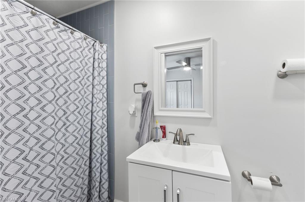 SUNRISE VILLAS - Residential