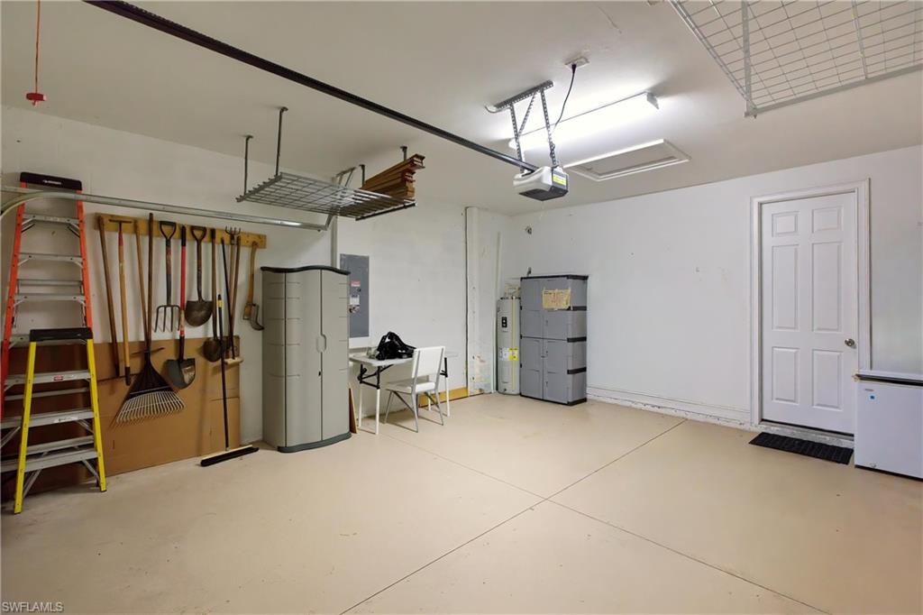 BUCKS RUN - Residential