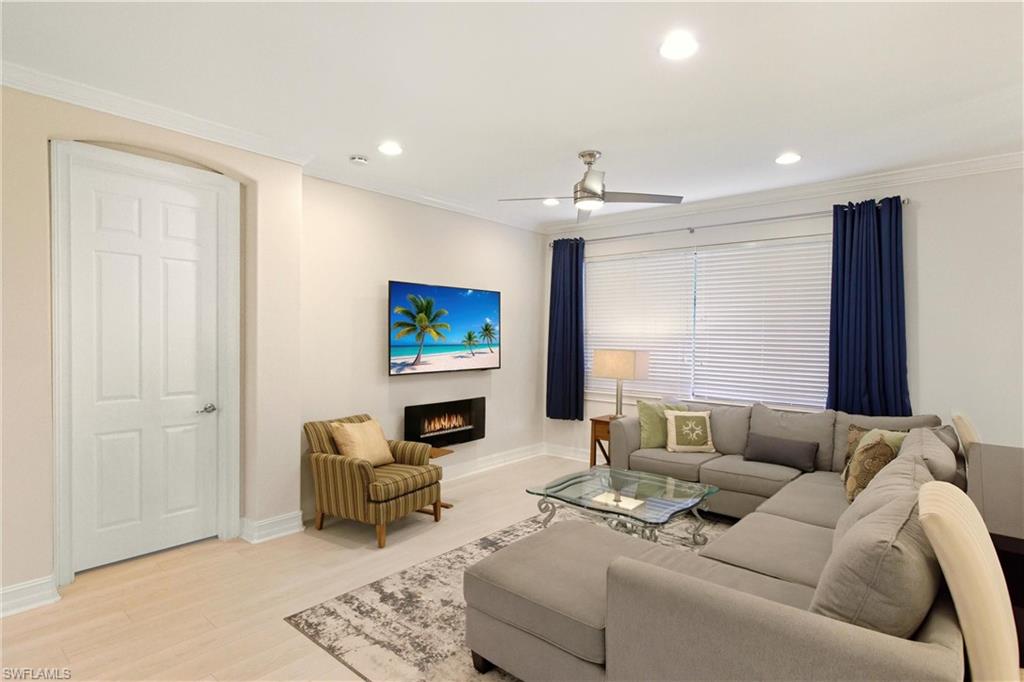 BUCKS RUN - Residential