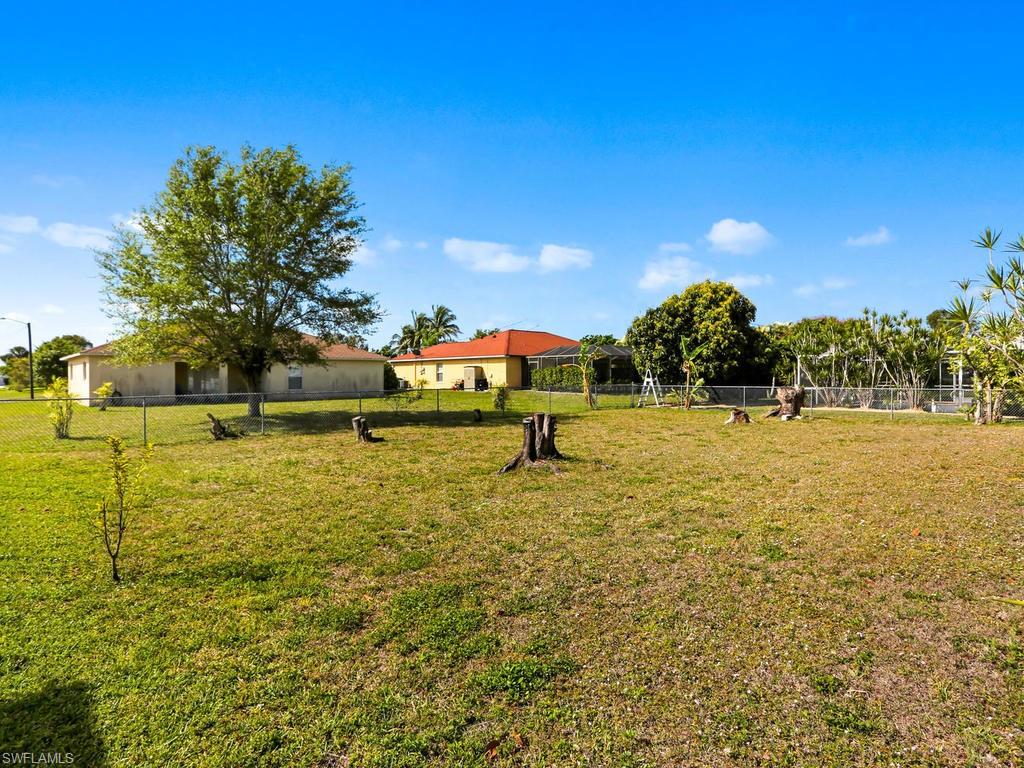 CAPE CORAL - Residential