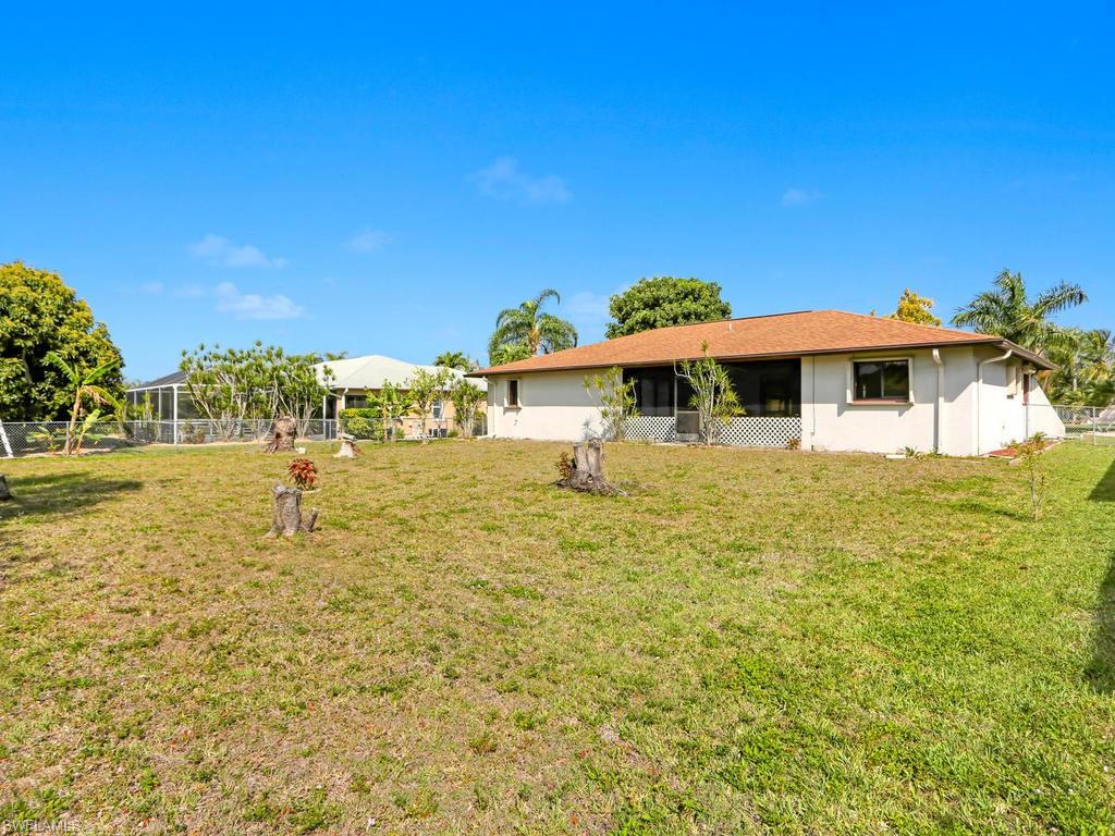 CAPE CORAL - Residential