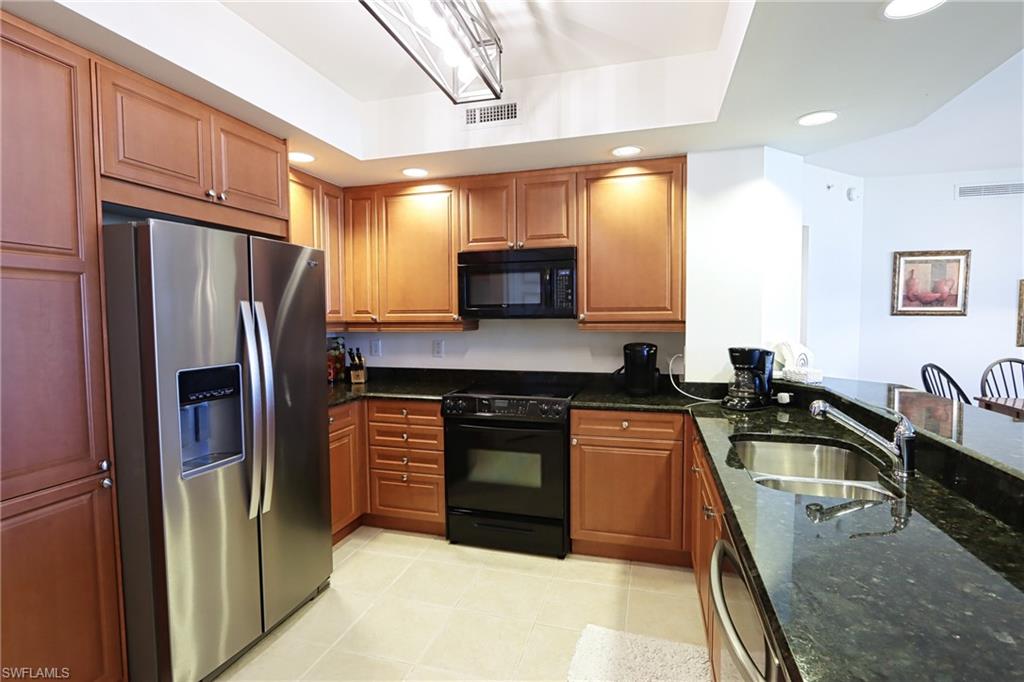 NAVONA AT THE COLONY - Residential Lease