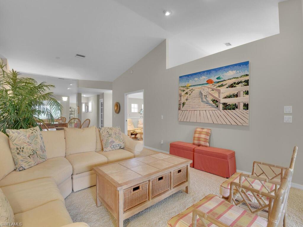 CLUBSIDE - Residential