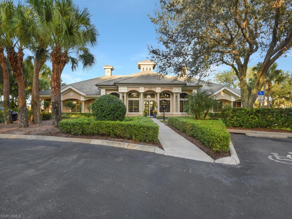 CLUBSIDE - Residential