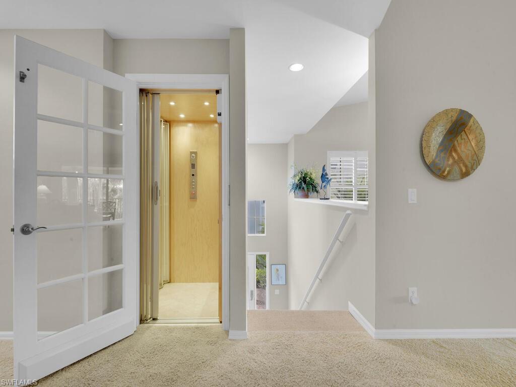 CLUBSIDE - Residential