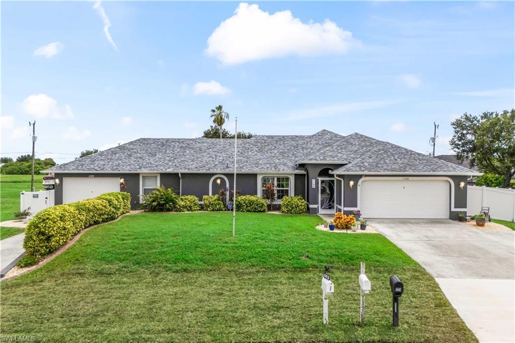 CAPE CORAL - Residential