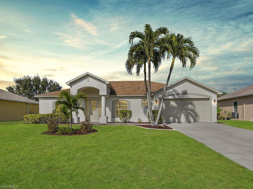 CAPE CORAL - Residential