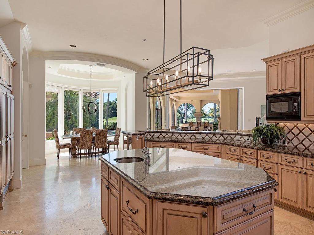 ESTATES AT BAY COLONY GOLF CLUB - Residential