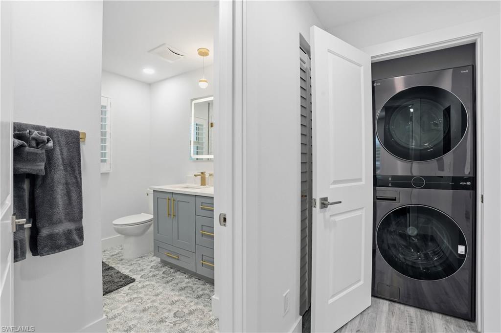 MCPHIE PARK - Residential