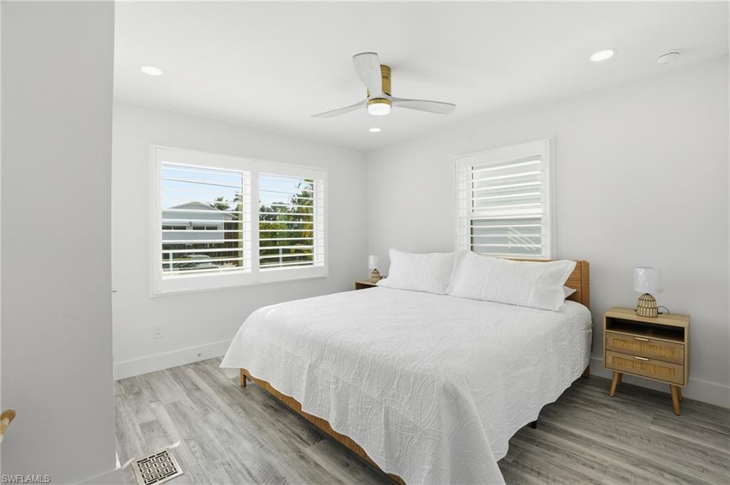 MCPHIE PARK - Residential