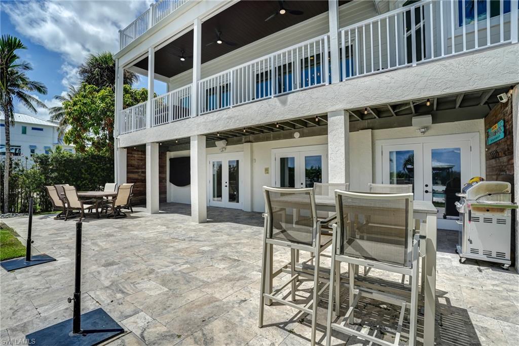 GULF ISLAND MANOR - Residential