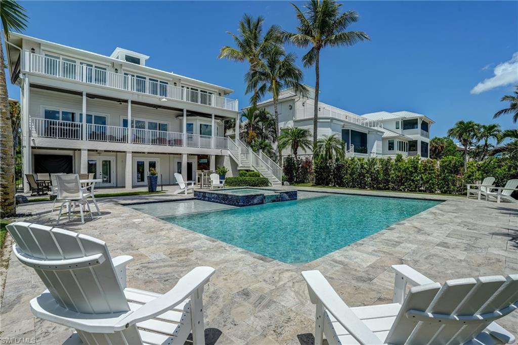 GULF ISLAND MANOR - Residential