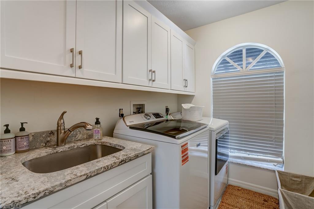 GULF ISLAND MANOR - Residential