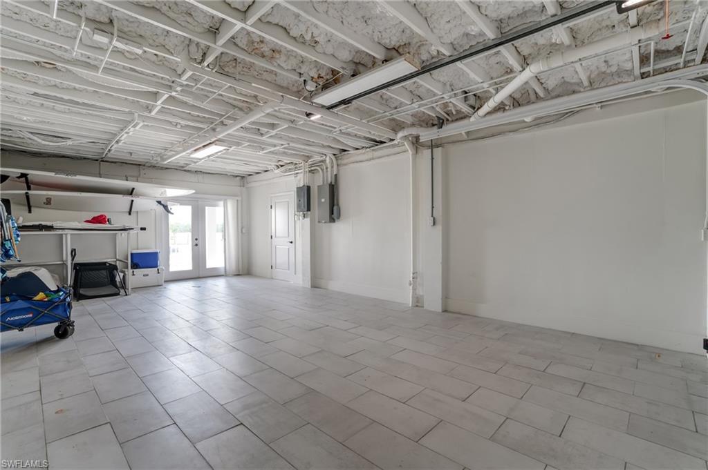 GULF ISLAND MANOR - Residential