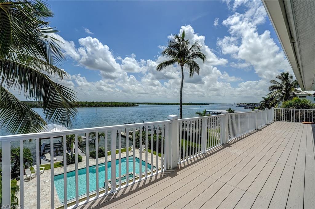 GULF ISLAND MANOR - Residential