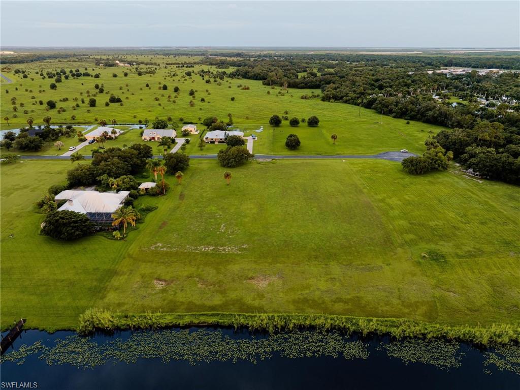 OLD FORT DENAUD - Land