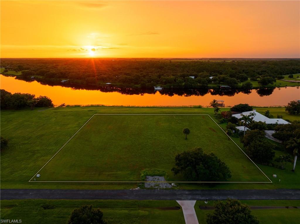 OLD FORT DENAUD - Land