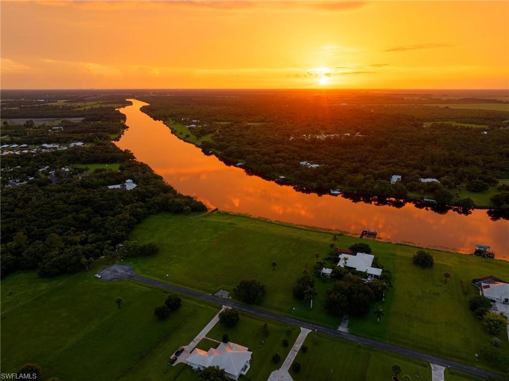 OLD FORT DENAUD - Land