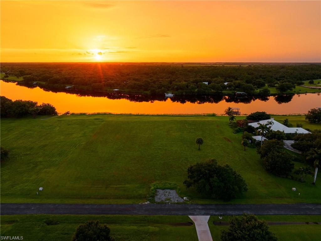 OLD FORT DENAUD - Land