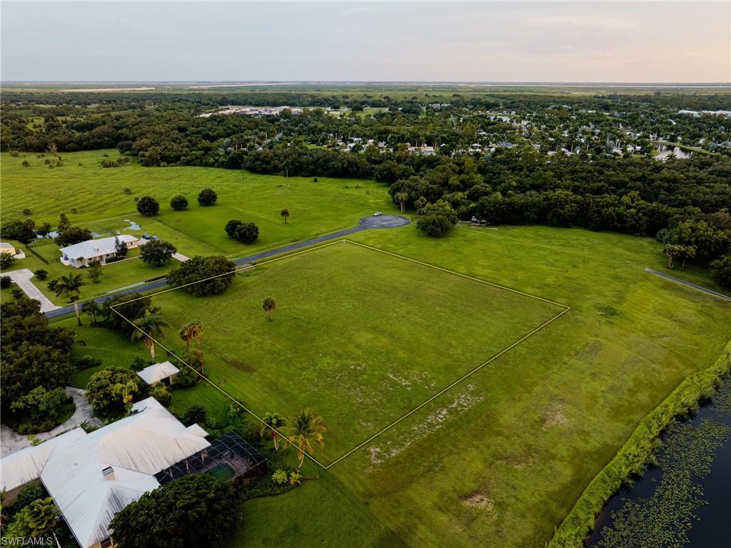 OLD FORT DENAUD - Land