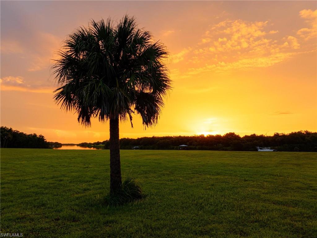 OLD FORT DENAUD - Land