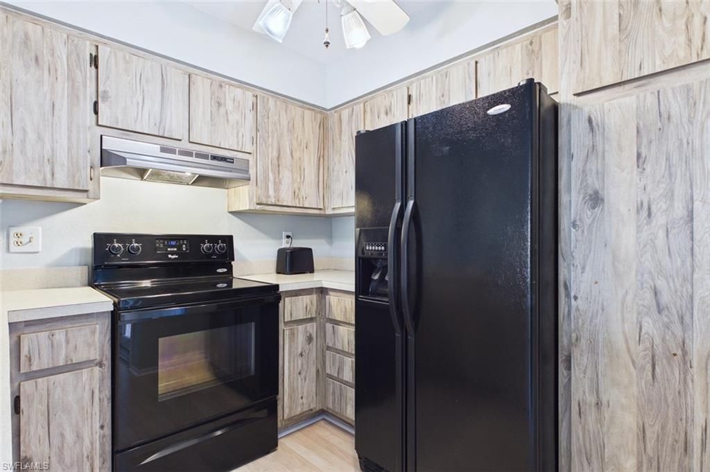 ROYAL HAWAIIAN CLUB - Residential