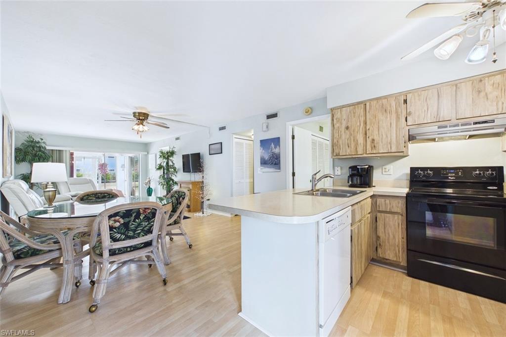 ROYAL HAWAIIAN CLUB - Residential