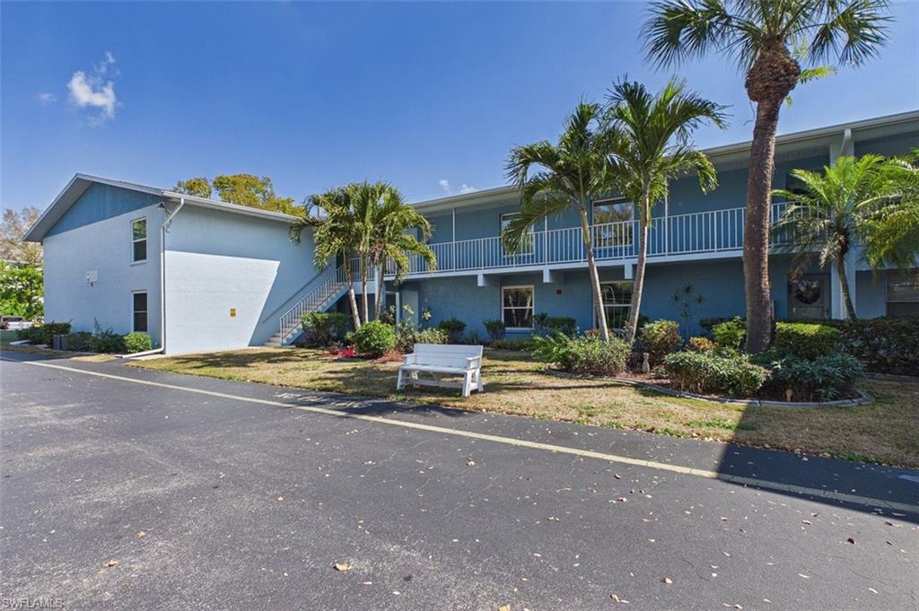 ROYAL HAWAIIAN CLUB - Residential