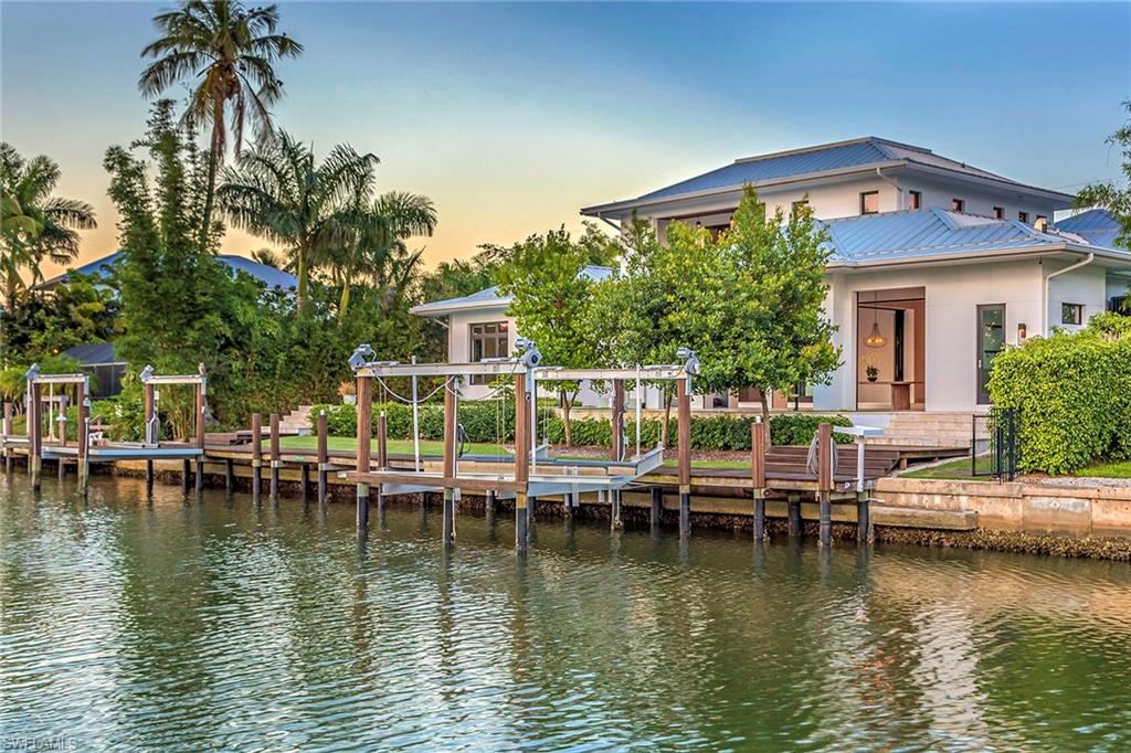 ROYAL HARBOR - Residential