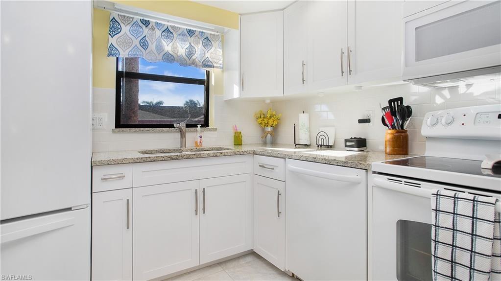 344 Charlemagne BLVD F203