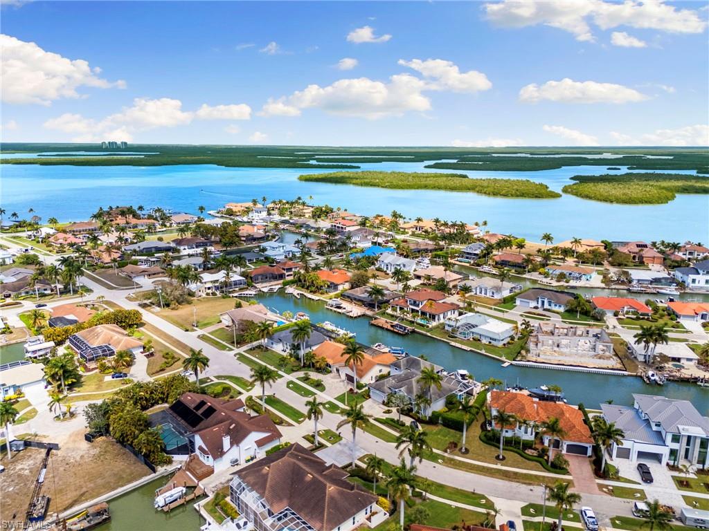 MARCO BEACH - Residential