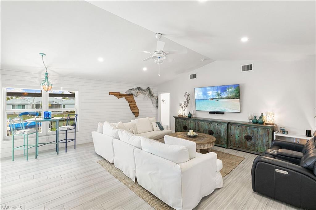 MARCO BEACH - Residential