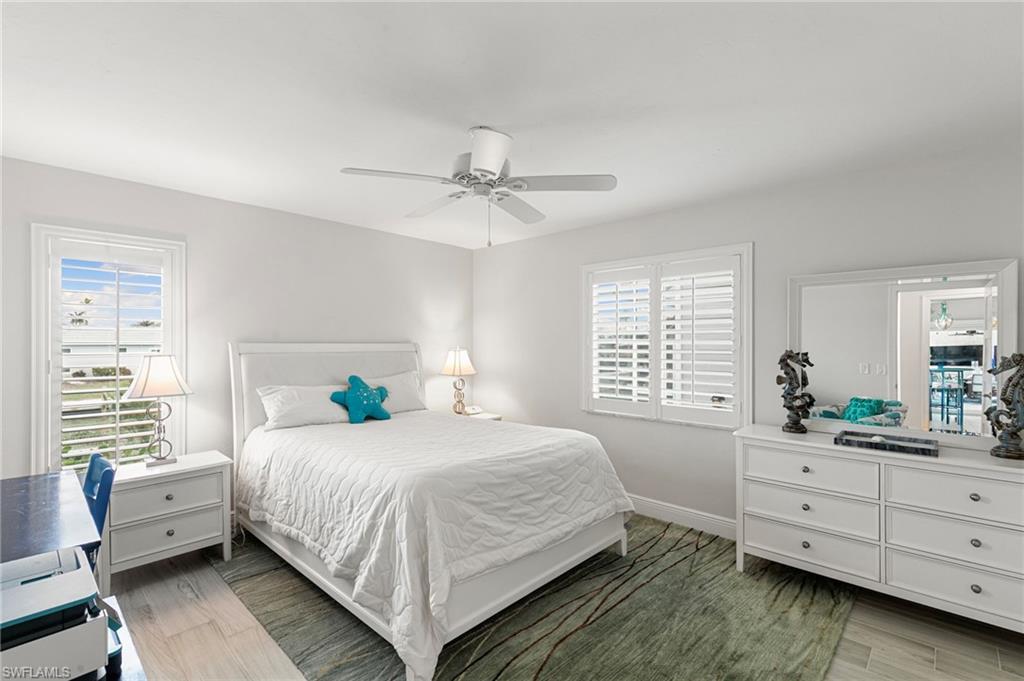 MARCO BEACH - Residential