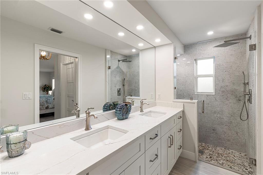 MARCO BEACH - Residential