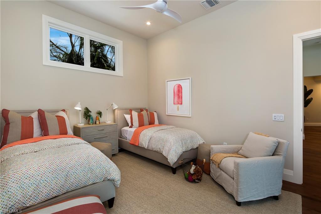 PINE RIDGE - Residential