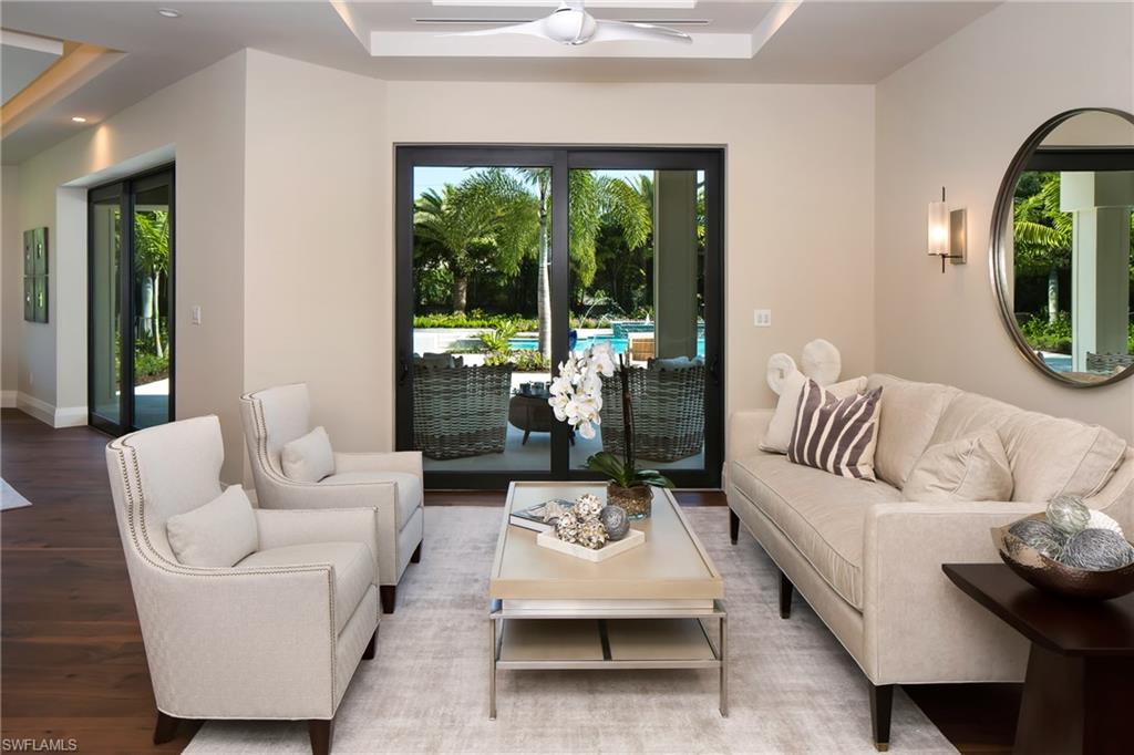 PINE RIDGE - Residential