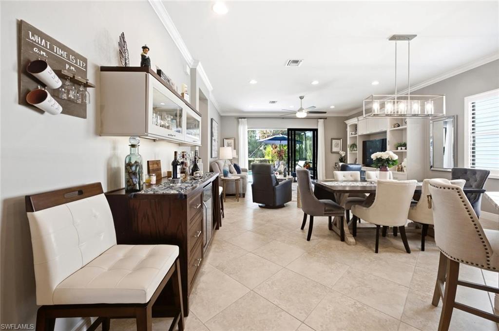 4403 Raffia Palm CIR