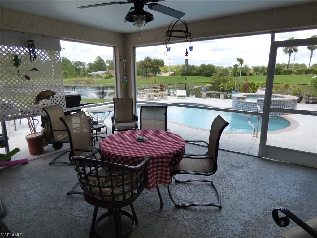 TOWN LAKES - Residential