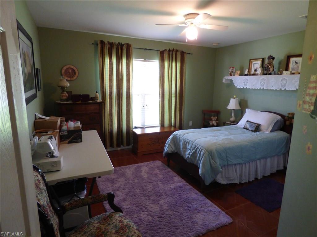 TOWN LAKES - Residential