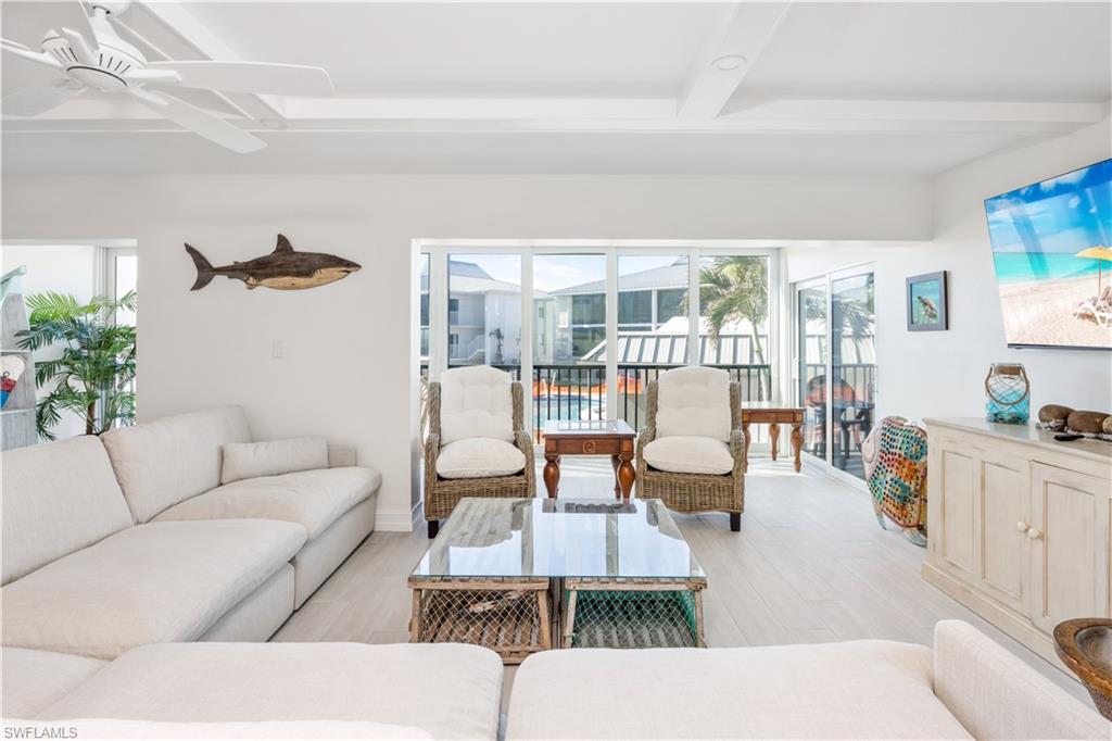 SUNSET SOUTH CONDO - Residential