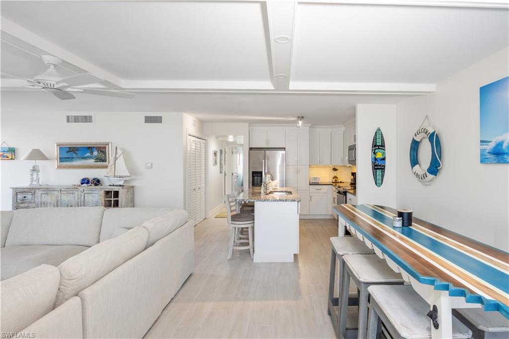 SUNSET SOUTH CONDO - Residential