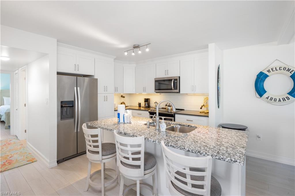 SUNSET SOUTH CONDO - Residential