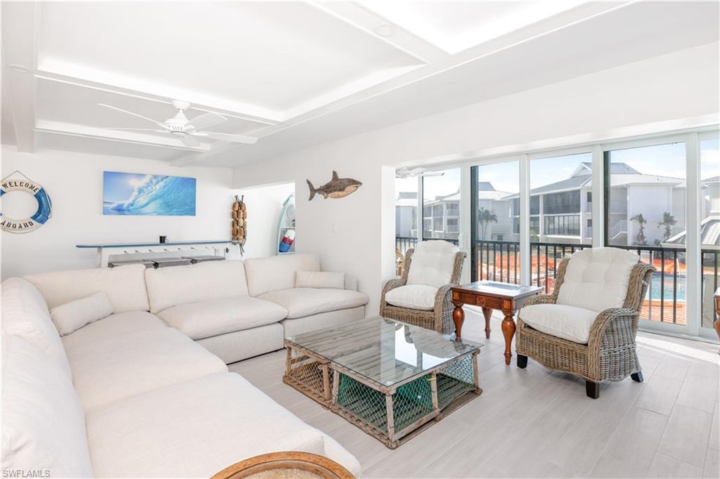 SUNSET SOUTH CONDO - Residential