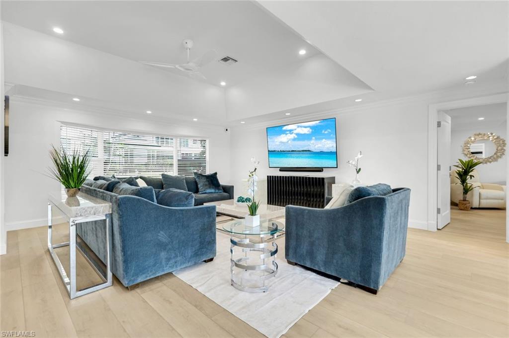 151 Bayview AVE