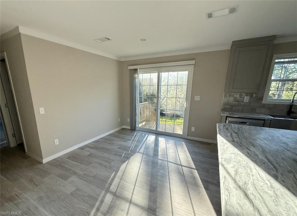 CHARLOTTE RANCHETTES - Residential