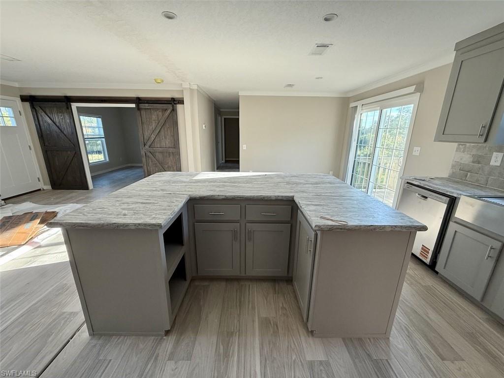 CHARLOTTE RANCHETTES - Residential