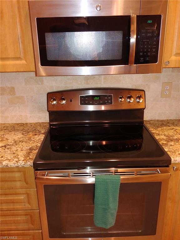 OLDE HICKORY GOLF & COUNTRY CLUB - Residential Lease