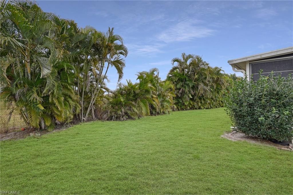 CAROUSEL COVE - Residential