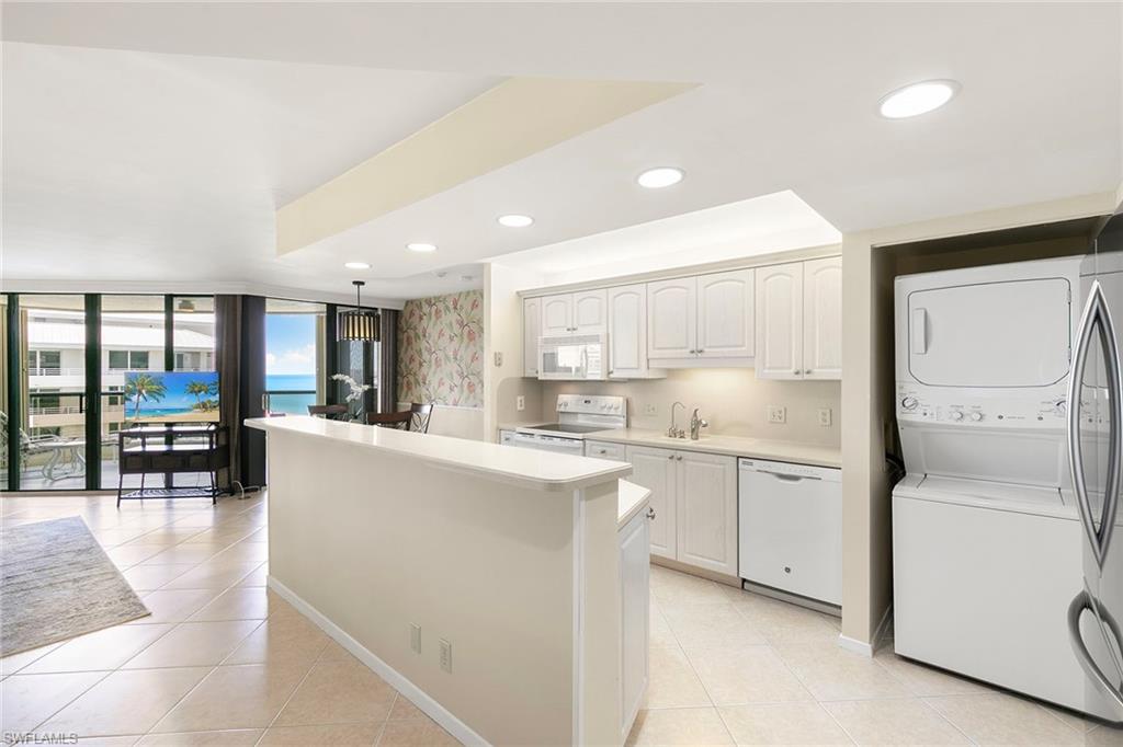SANDCASTLE AT MARCO BEACH - Residential